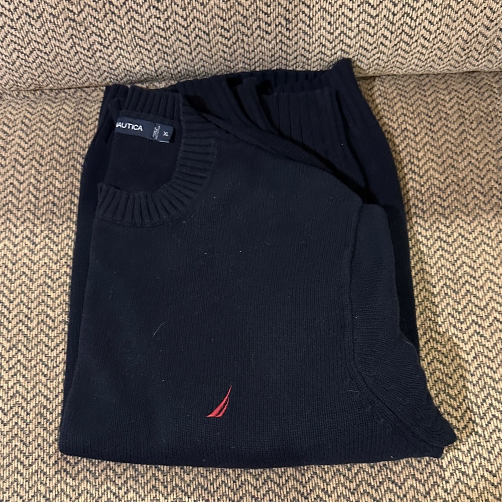 Nautica Men's Navy Crewneck Sweater